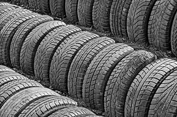 Alte Autoreifen
