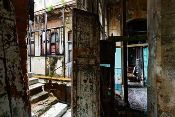Cuba, La Habana, Need for Restoration