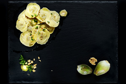 pasta ripiena ai carciofi e noci