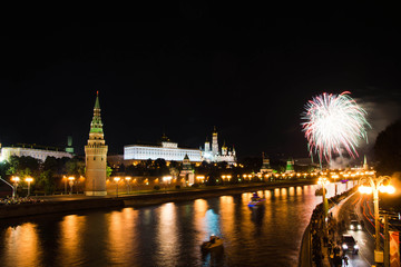 Fototapeta na wymiar fireworks in the night sky in Moscow