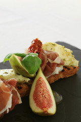 fig and cured ham bruschetta