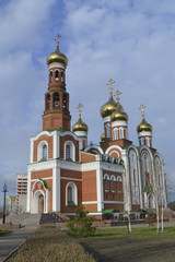 Fototapeta na wymiar Кафедральный собор Рождества Христова в Омске