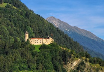 Fototapeta na wymiar Sterzing Burg Sprechenstein - Sterzing castle Sprechenstein, Italy