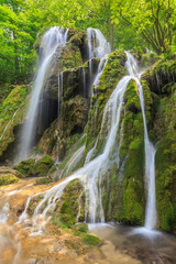 Obraz premium Beusnita Waterfall