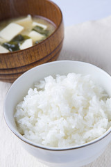 ごはんと味噌汁