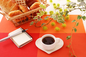 おいしそうなパンと珈琲