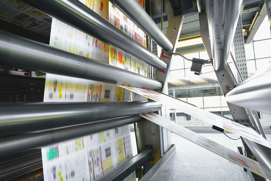 Druckerei zum drucken von Tageszeitungen im Rollen-Offset-Verfahren // printing newspaper