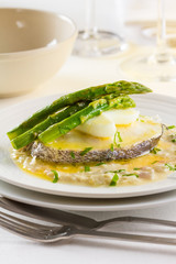 Hake with asparagus