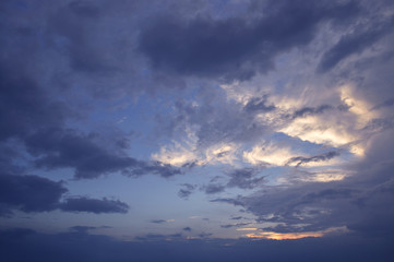 Obraz premium Sunset sky with clouds for background