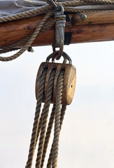 Pulley on a Sailboat