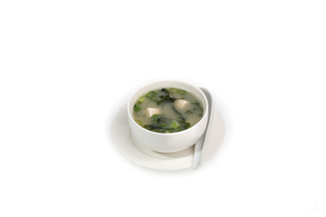 Miso-Suppe, Sushi, auf weißem Hintergrund, Foodfotografie 