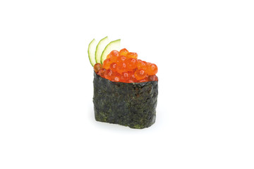 Ikura Nigiri, Sushi, auf weißem Hintergrund, Foodfotografie © brand49