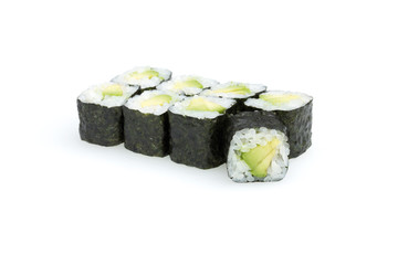Avocado Maki, Sushi, auf weißem Hintergrund, Foodfotografie