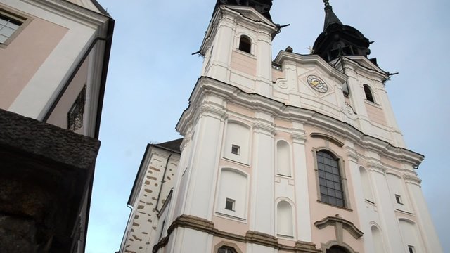 Christliche P&ouml;stlingbergkirche am P&ouml;stlingberg in Linz Urfahr in Ober&ouml;sterreich an einem sch&ouml;nen Fr&uuml;hlingstag