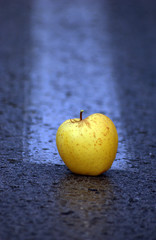 Apple middle of the road