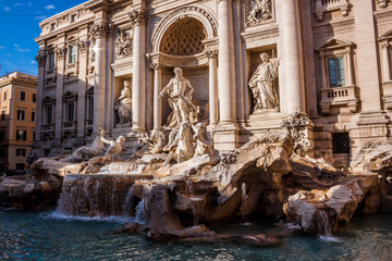 Obraz na płótnie Canvas Trevi Fountain - famous landmark in Rome