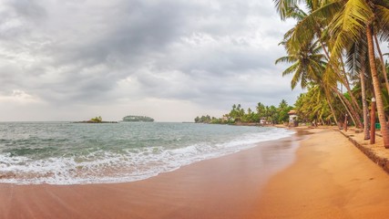 Naklejka premium Sunset at Beach near Beruwala, Sri Lanka