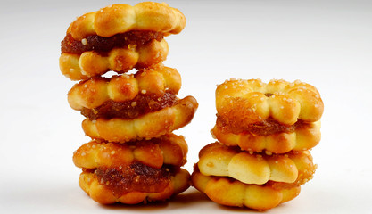 Coconut Biscuit With Pineapple Jam