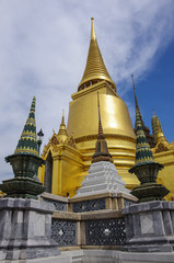 Fototapeta na wymiar Bangkok,Thailand - 25 july 2010:Wat Phra Kaeo, Temple of the Emerald Buddha and the home of the Thai King.