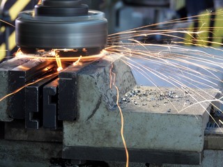 sparks from the milling machine