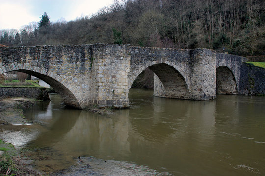 Pont Roman &agrave; Solignac.(Haute-Vienne.