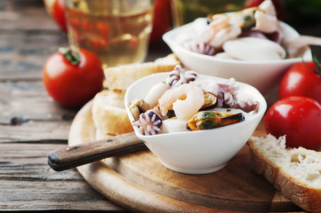 Seafood salad with white wine