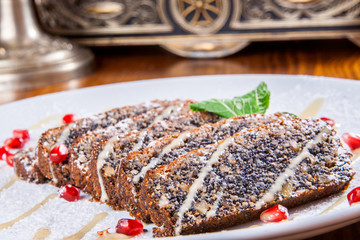 Cake with poppy seed and hazelnuts