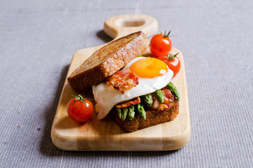 Sandwich with vegetables