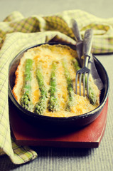 Omelette with asparagus