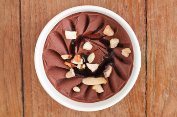 Walnut Italian ice cream tub