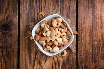Roasted and salted nuts (mixed)