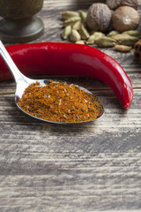 oriental indian spices curry paprika nutmeg chili cinnamon cardamom kurkuma slate