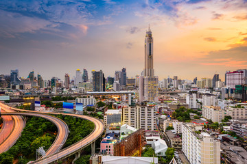 Panele Szklane Podświetlane  Bangkok, Tajlandia pejzaż centrum miasta.
