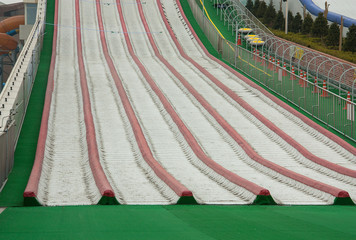 Slider equipment