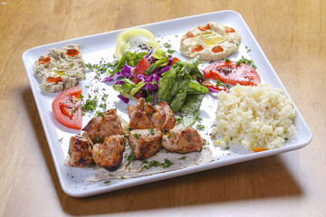 traditional arabian food dish