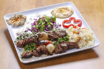 traditional arabian food dish