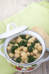 chickpeas with spinach