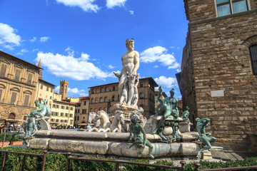 Fototapeta na wymiar Sculptures in Piazza Della Signoria