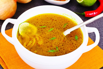 Indian Onion Soup, Curry, Shili