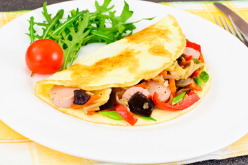 Healthy and Diet Food: Scrambled Eggs with Sausage and Vegetable