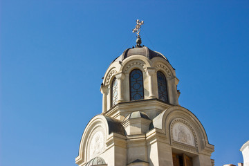 Obraz premium Yalta, Crimea, Russia. Chapel of Alexander Nevsky on Black sea quay