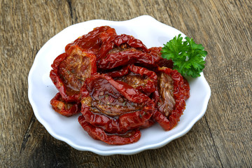 Dried tomatoes