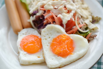 Helianthus tuberosus salad healthy breakfast for weight loss.
