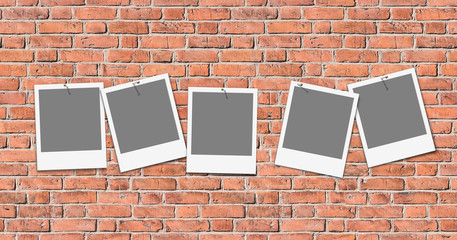 Seamless texture of old brick wall with templates for own images, header, grunge - nahtlose Ziegelmauer mit Platzhaltern. Suitable for Fotolia images #103143054, #103258211,  #103259151,  #103336639 - 103259468