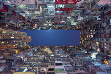 Plakat Hong Kong. Old dense residential building in Hong Kong.