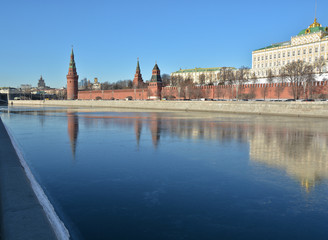 Moscow Kremlin and embankment of the Moscow river.