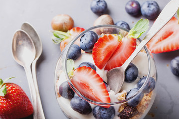 Granola Breakfast with Berries and Yogurt