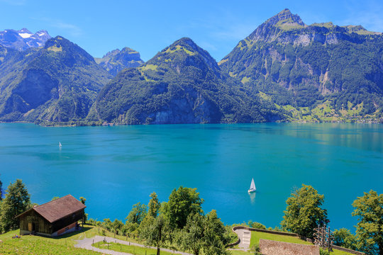 Blick &uuml;ber den Urnersee