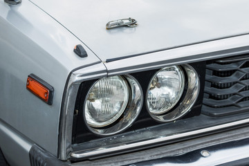 古い車のヘッドライト　Head lamp of the nostalgic car