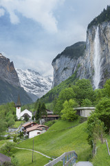 Fototapeta na wymiar Stunning Landscape of Lauterbrunnen valley in the Bernese Alps, Switzerland.